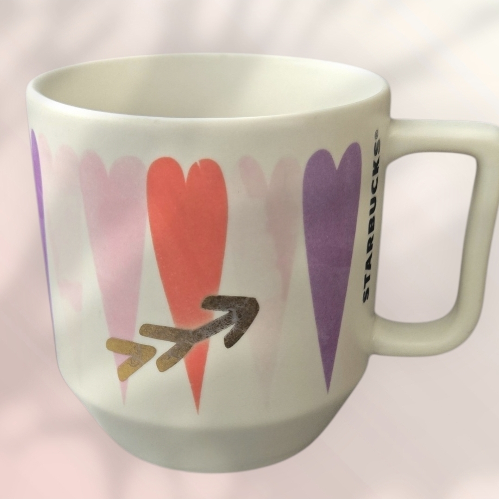 Starbucks 2016 Valentine Mug with Heart and Arrow Design-12oz EUC